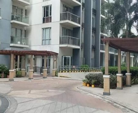 One Palm Tree Villas Naia Terminal 3 مانيلا المظهر الخارجي الصورة